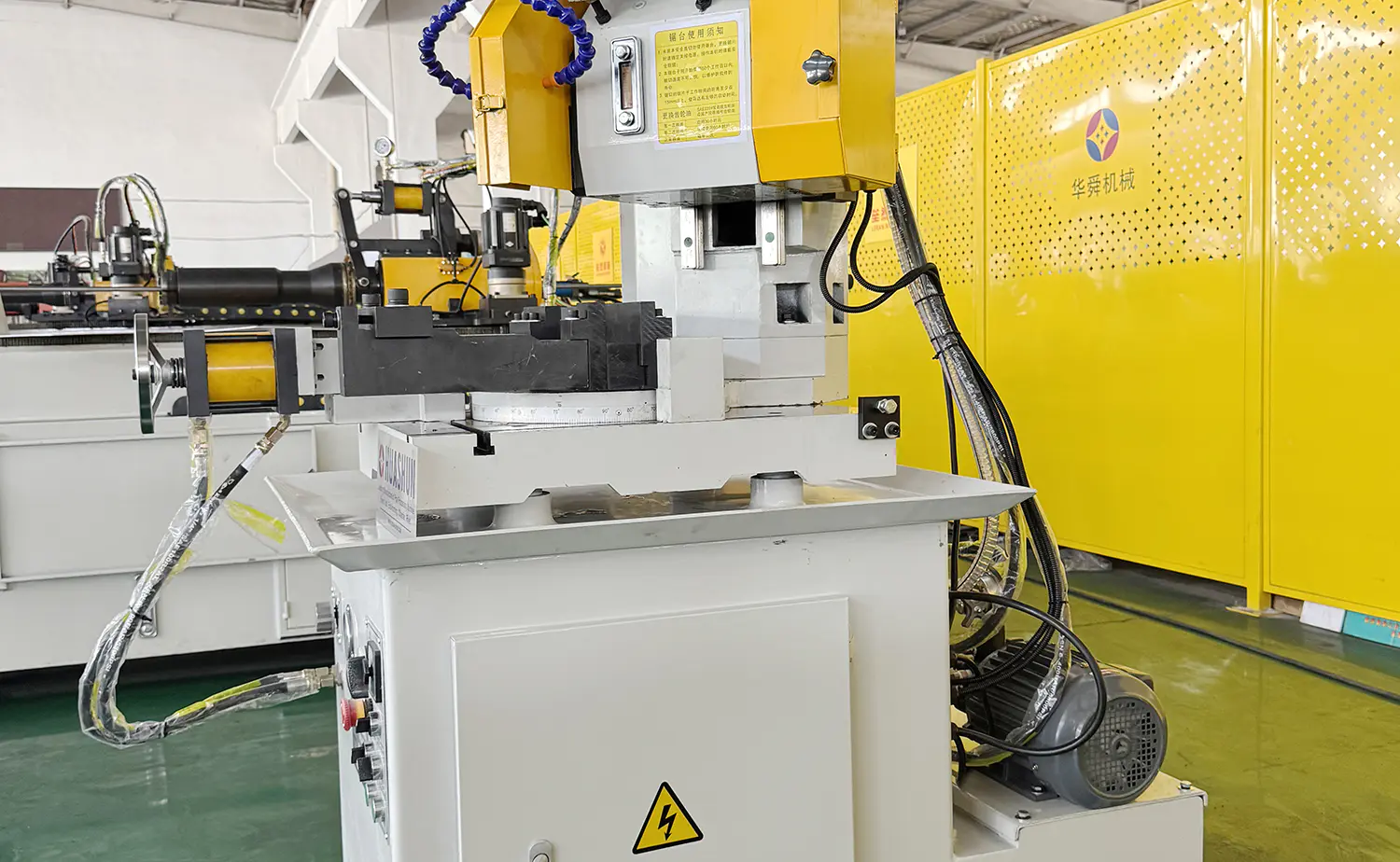 V Serisi Yarı Otomatik Hidrolik Metal Daire Testere Makinası