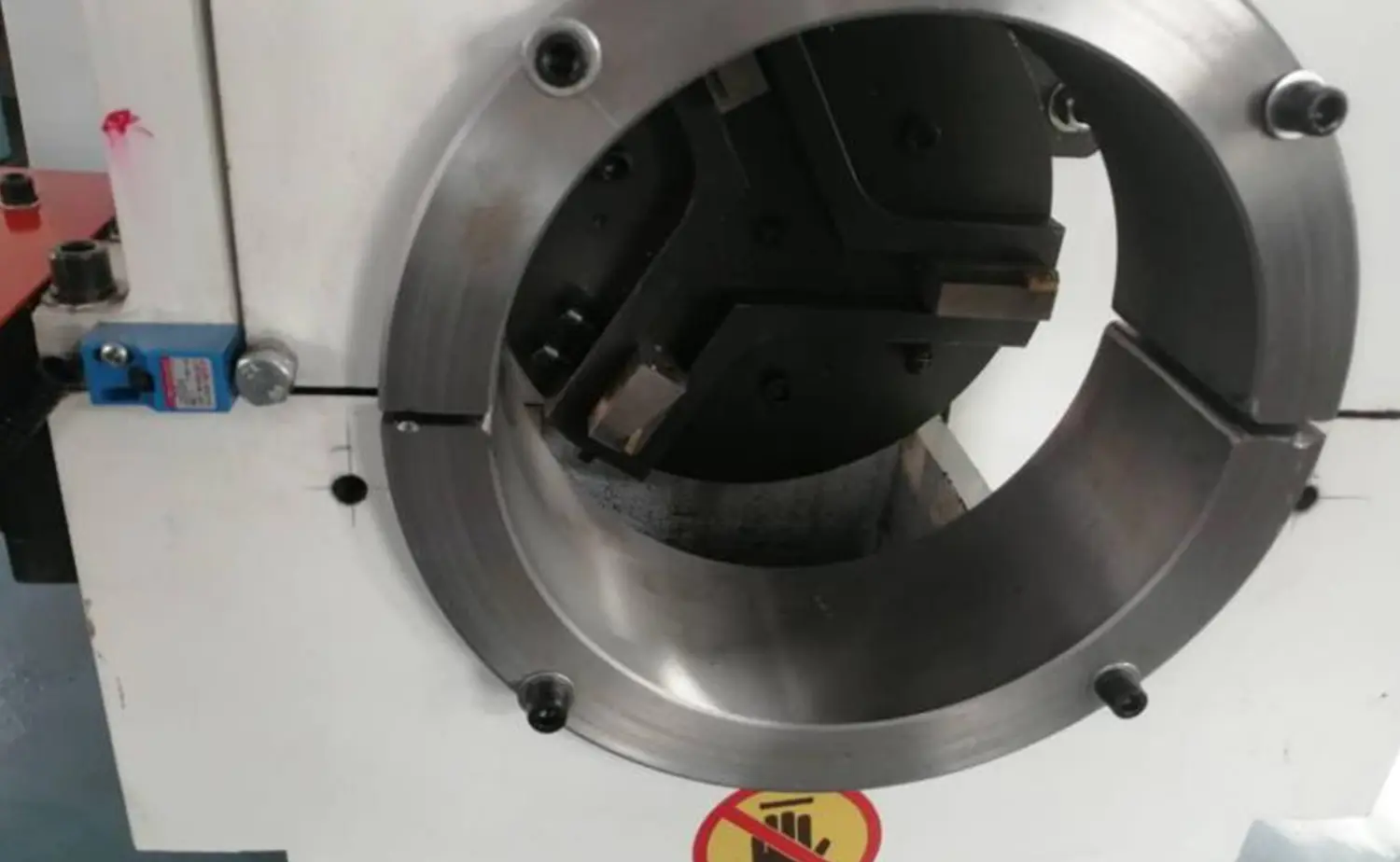 EF PV2 Serisi Metal Borular için Tek Kafa Boru Pah Kırma Makinesi EF PV2 Serisi Metal Borular için Tek Kafa Boru Pah Kırma Makinesi