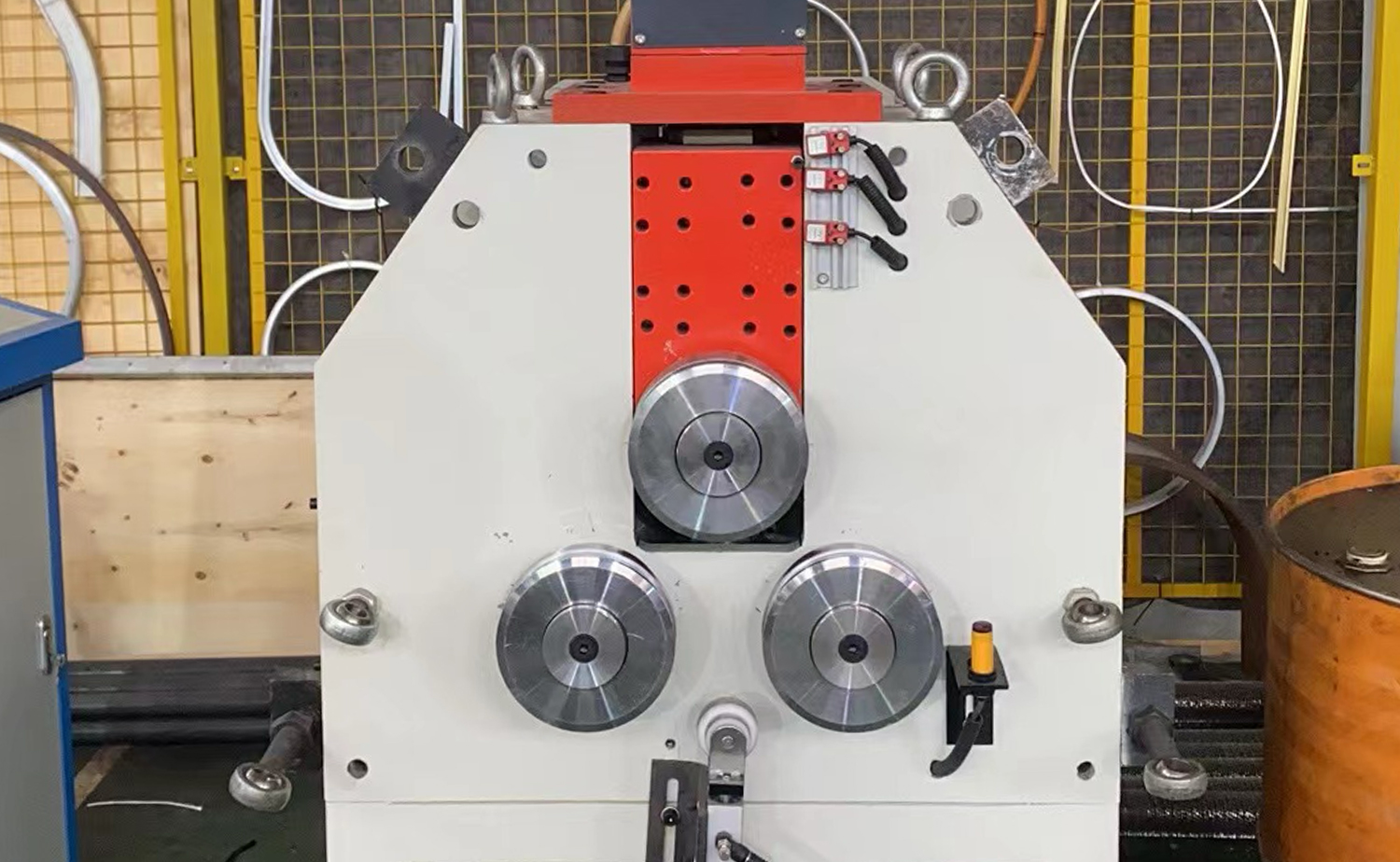 Metal Profiller için CNC Serisi Boru Rulo Bükme Makinesi