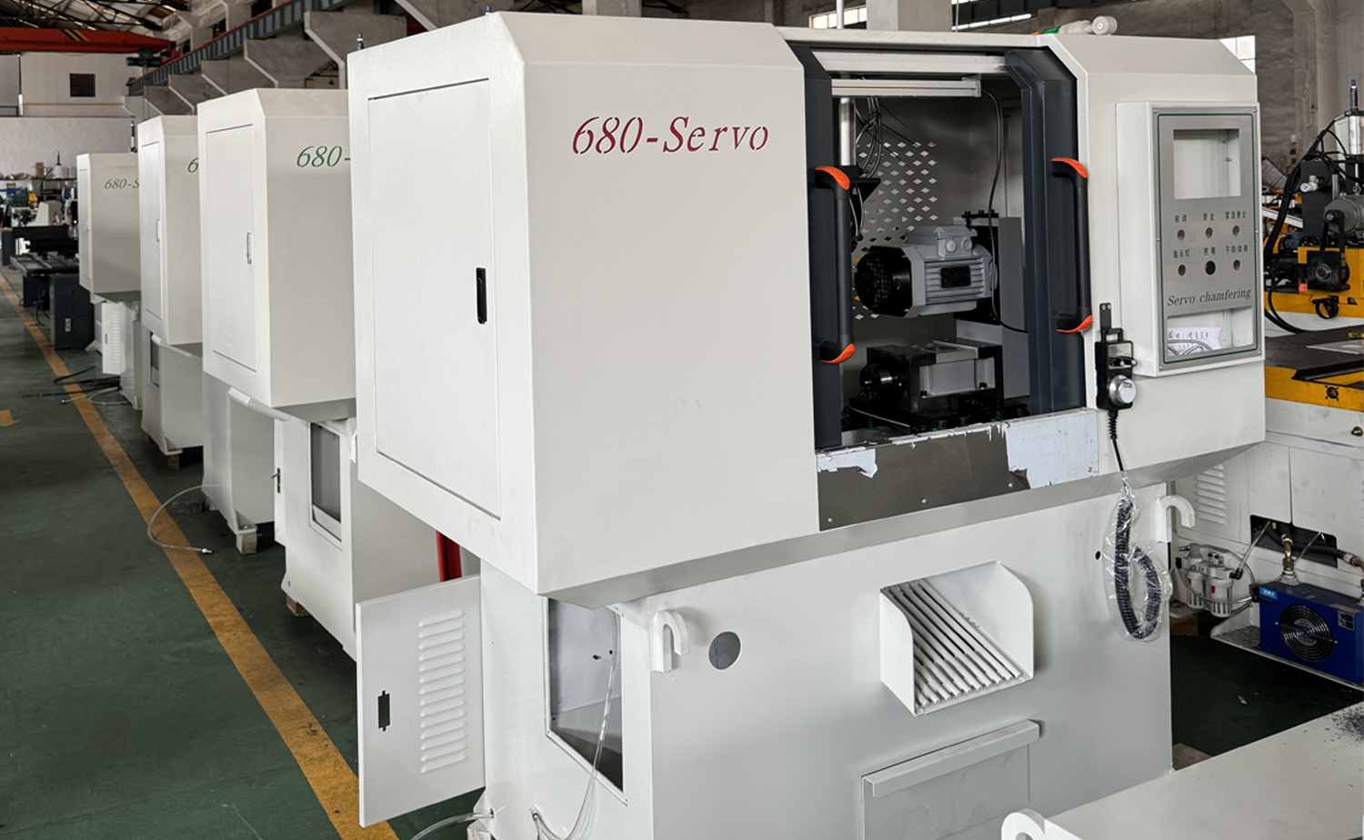 DEF680CNC Serisi Hızlı Hızlı Servo Çift Kafa Boru Pah Kırma Makinesi