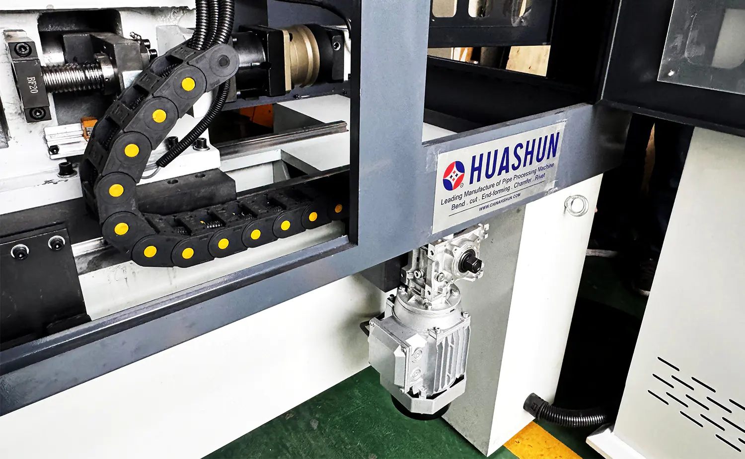 DEF80CNC Serisi Yüksek Stabilite Servo Boru Pah Kırma Makinesi