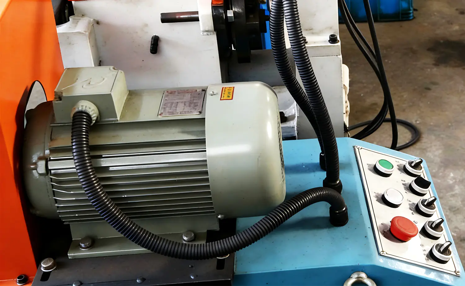 EF AC Serisi Yüksek Hassasiyetli Tek Kafa Boru Pah Kırma Makinesi EF AC Serisi Yüksek Hassasiyetli Tek Kafa Boru Pah Kırma Makinesi