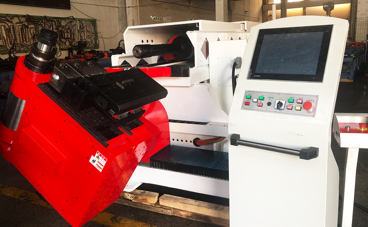 CNC Döner Kafalı Boru Bükme Makinası - Çift Yönlü